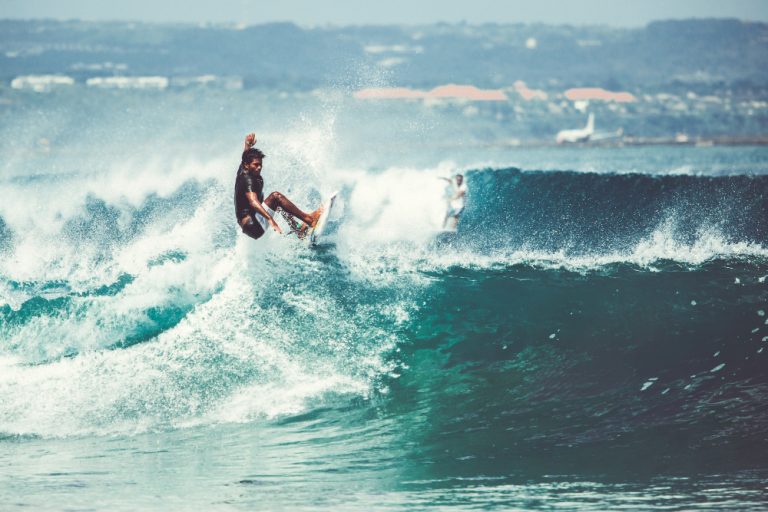 Praias para quem gosta de boas ondas